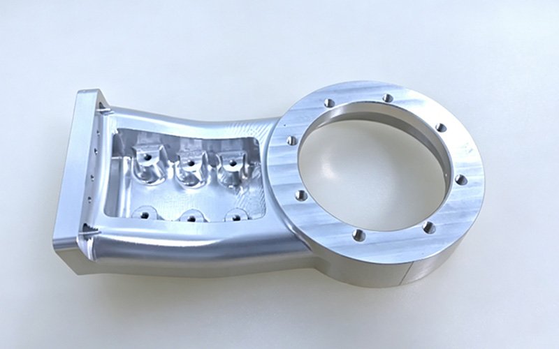 5-axis CNC machined robot swing arm link bracket in 7075-T6 aluminum, as-machined condition